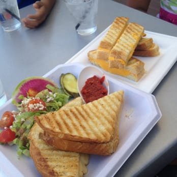 bin 702 - Grilled cheese - Bars Near Me - Las Vegas, Nevada