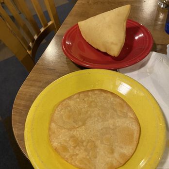 Del's Restaurant - Gluten And gluten free sopapillas - Breakfast & Brunch Near Me - Tucumcari, New Mexico