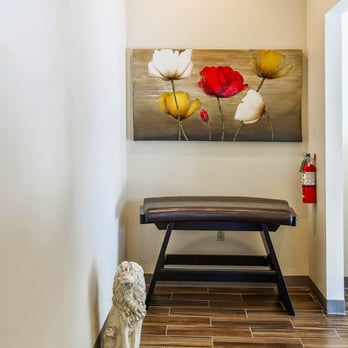 7 O'Clock Dental - The waiting area at 7 o'clock Dental in New Orleans, LA. - General Dentistry Near Me - New Orleans, Louisiana 7 O'Clock Dental - The waiting area at 7 o'clock Dental in New Orleans, LA. - General Dentistry Near Me - New Orleans, Louisiana