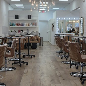 Blend Hair Boutique - inside salon - Hair Salons Near Me - Plantation, Florida