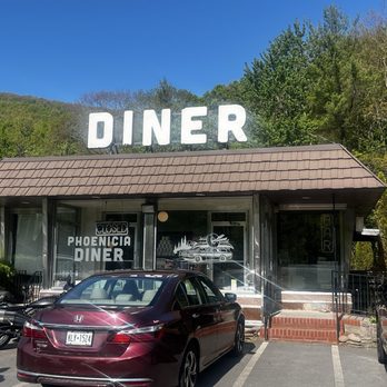 Phoenicia Diner - Outside - Diners Near Me - Phoenicia, New York