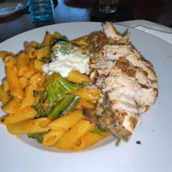 SeaGuini - Opal Sands Resort - Chicken Penne alla vodka pasta, Sea-Guini Italian Restaurant, Opal Sands Resort - New American Near Me - Clearwater, Florida SeaGuini - Opal Sands Resort - Chicken Penne alla vodka pasta, Sea-Guini Italian Restaurant, Opal Sands Resort - New American Near Me - Clearwater, Florida