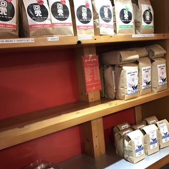 Small World Coffee - Coffee & Tea Near Me - Princeton, New Jersey Small World Coffee - Coffee & Tea Near Me - Princeton, New Jersey