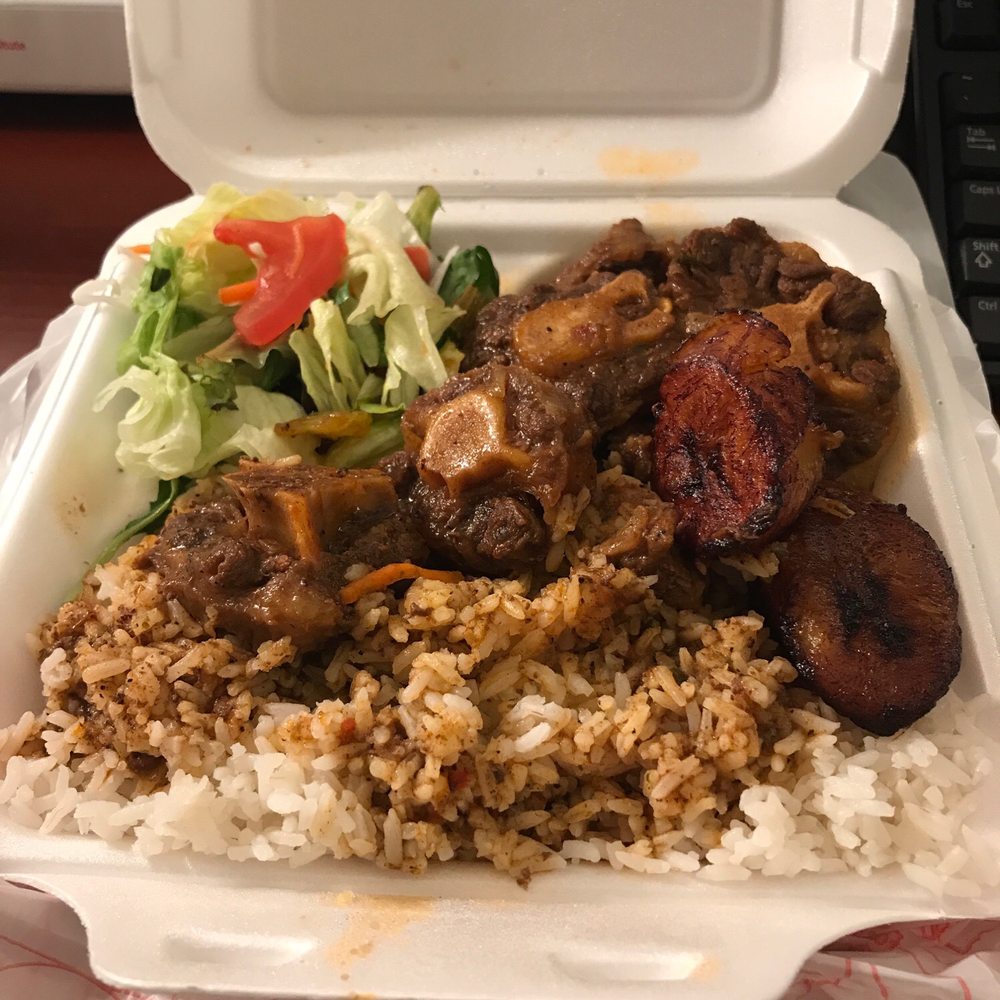 Oxtails and rice lunch special