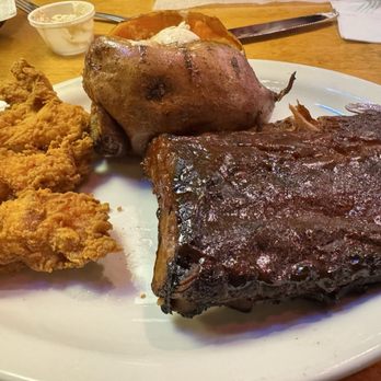 Texas Roadhouse - Chicken critter and rib with Sweet Potato - Steakhouses Near Me - Willoughby, Ohio Texas Roadhouse - Chicken critter and rib with Sweet Potato - Steakhouses Near Me - Willoughby, Ohio
