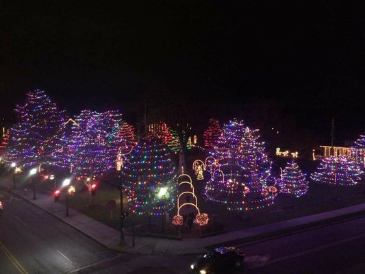 Bedford Falls Cafe by null