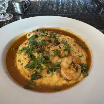 Baxters Restaurant & Bar - Mmmmmmm! Cheesy shrimp and grits! - Bars Near Me - Benicia, California