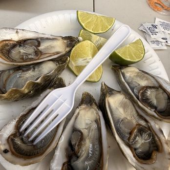 Mariscos El Colima - Fresh Oysters - Food Trucks Near Me - Los Angeles, California Mariscos El Colima - Fresh Oysters - Food Trucks Near Me - Los Angeles, California