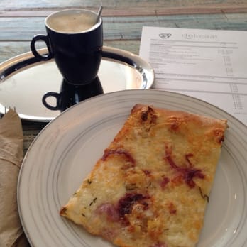 Deli-caat - White pizza with red onion, taleggio and mozzarella - Delicatessen Near Me - Amsterdam, New Hampshire