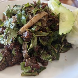 Raw beef laab