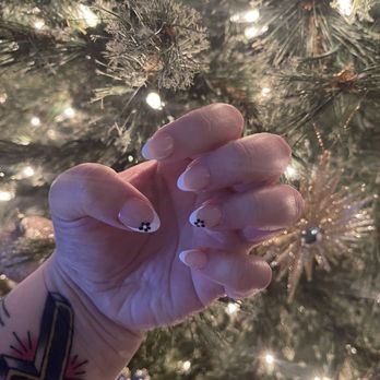 Kaylee Nails & Spa - short almond nails - Nail Salons Near Me - Norco, California Kaylee Nails & Spa - short almond nails - Nail Salons Near Me - Norco, California