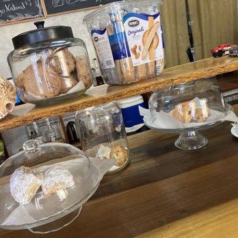 Finca Cialitos - Snacks - Coffee Roasteries Near Me - San Juan, Puerto Rico Finca Cialitos - Snacks - Coffee Roasteries Near Me - San Juan, Puerto Rico