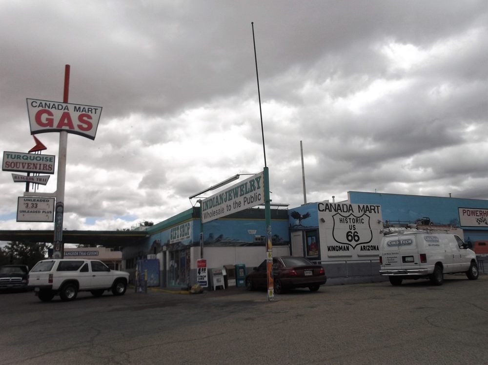 CANADA MART Updated May 2024 29 Photos & 10 Reviews 210 W Andy