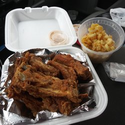 One Taste - Fried ribs and mac and cheese