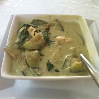 Maile's Thai Bistro - The chicken green curry was delicious and huge! - Thai Near Me - Honolulu, Hawaii