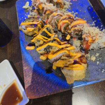 Oishi Sushi - Sushi Bars Near Me - Conroe, Texas