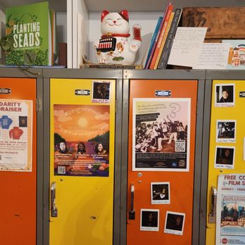 Mam’s Books - Bookstores Near Me - Seattle, Washington