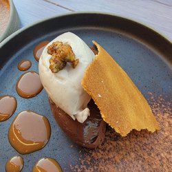 Elma - Dessert a chocolate one that was fabulous