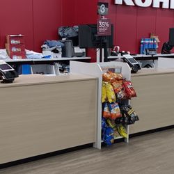 Kohl's - People in line , people working, but only one cashier. Pathetic. I am glad the shareholders are making money.