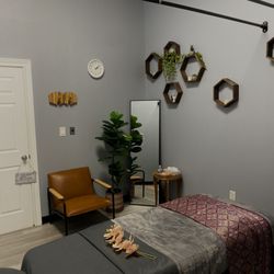 Evolve Thai Massage - Therapy Room
