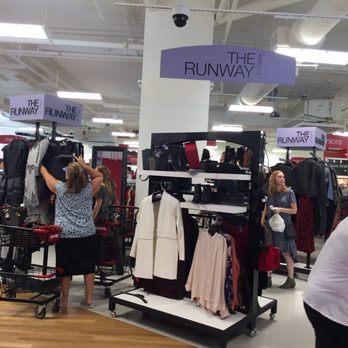 TJ MAXX - Updated July 2025 - 83 Photos & 26 Reviews - 1101 S Joyce St