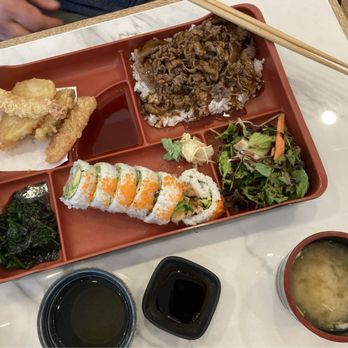 FRESH Sushi - Japanese Near Me - Vancouver, British Columbia
