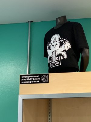 Black Napkin by null