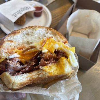 Eggslut - Bacon, Egg & Cheese with truffle hash browns - Breakfast & Brunch Near Me - Los Angeles, California Eggslut - Bacon, Egg & Cheese with truffle hash browns - Breakfast & Brunch Near Me - Los Angeles, California