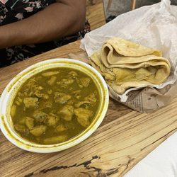 Tara's Roti Shop - Boneless Curry Chicken with Dhalpuri on the side