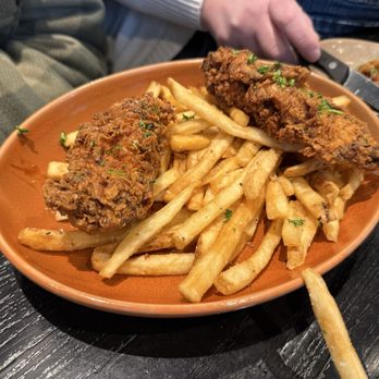 Kindred Public House - Monroe St Chicken Tenders - Brewpubs Near Me - Spokane, Washington