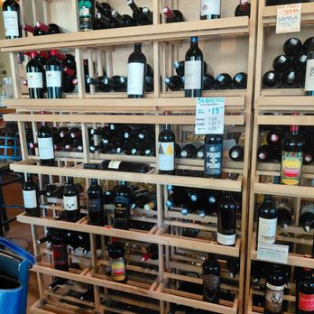 Whispering Vine Wine - Beer, Wine & Spirits Near Me - Reno, Nevada Whispering Vine Wine - Beer, Wine & Spirits Near Me - Reno, Nevada