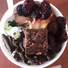 Irish mint and chocolate froyo Irish mint and chocolate froyo