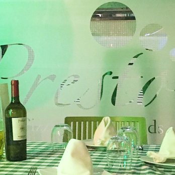 Presto - Table setup - Italian Near Me - Cabo San Lucas, BCS Presto - Table setup - Italian Near Me - Cabo San Lucas, BCS