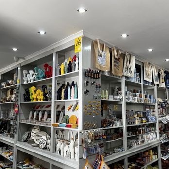 Alfama Shop - Shop selection - Souvenir Shops Near Me - Lisbon, 11 Alfama Shop - Shop selection - Souvenir Shops Near Me - Lisbon, 11