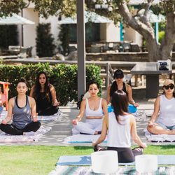 Jane Won - Private yoga birthday event at the park