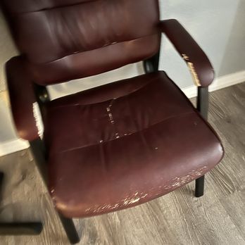 Sierra Inn - 1st chair that is worn! - Hotels Near Me - Prescott, Arizona Sierra Inn - 1st chair that is worn! - Hotels Near Me - Prescott, Arizona