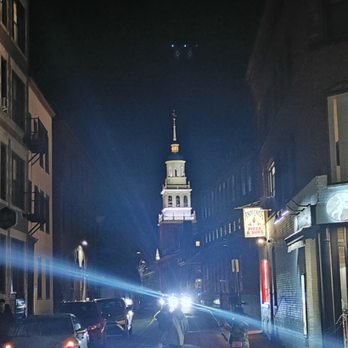 Red House - New American Near Me - Cambridge, Massachusetts