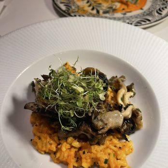 Okto - Grilled mushroom risotto, fantastic - Bars Near Me - Houston, Texas Okto - Grilled mushroom risotto, fantastic - Bars Near Me - Houston, Texas
