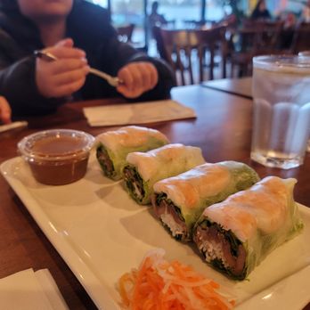 Golden Gate Pho - Spring Roll - Vietnamese Near Me - Oakley, California Golden Gate Pho - Spring Roll - Vietnamese Near Me - Oakley, California
