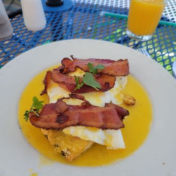 Girasol Cafe and Bakery - Eggs Bennie - Bakeries Near Me - Amarillo, Texas Girasol Cafe and Bakery - Eggs Bennie - Bakeries Near Me - Amarillo, Texas