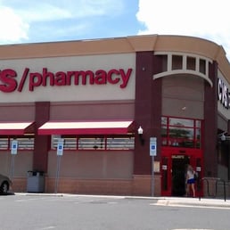 the front of a cvs pharmacy