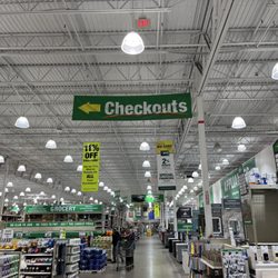 Menards - Checkout lanes