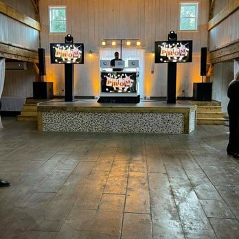 Rustic Dreams Barn and Venue - Venues & Event Spaces Near Me - Lyman, Maine Rustic Dreams Barn and Venue - Venues & Event Spaces Near Me - Lyman, Maine