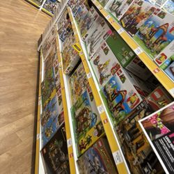 Toys"R"Us