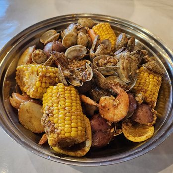 Cap't Loui - 1/2 lb shrimp 1 1/2lb clams - Seafood Near Me - Cupertino, California