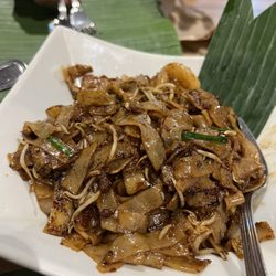Banana Leaf - Panang char kway teow
