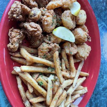 Amos Mosquito's Restaurant & Bar - The Big Bad Skeeter: Shrimp, Oyster, and Sea Scallops - Seafood Near Me - Atlantic Beach, North Carolina Amos Mosquito's Restaurant & Bar - The Big Bad Skeeter: Shrimp, Oyster, and Sea Scallops - Seafood Near Me - Atlantic Beach, North Carolina