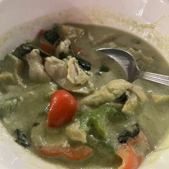Rao Thai Eatery - Avocado Curry Green Curry - Thai Near Me - Elk Grove, California Rao Thai Eatery - Avocado Curry Green Curry - Thai Near Me - Elk Grove, California