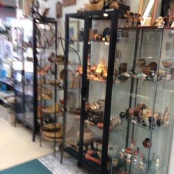 Just U Antiques - Wow great pottery!