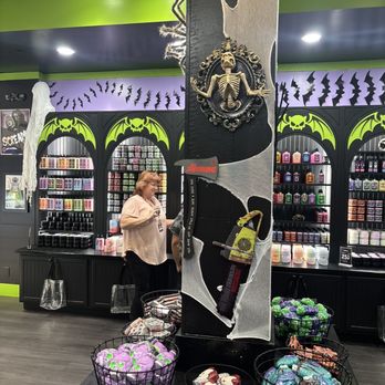 Twisted Allure - Bath bombs, soaps, and body scrubs - Perfume Near Me - Escondido, California